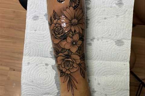 Tatuagem de flores