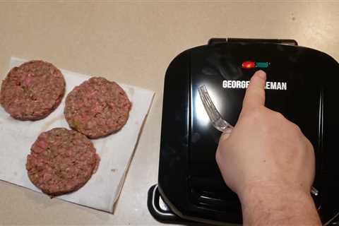 FAT TRAY?? George Foreman 4-Serving Electric Grill with Removable Plates